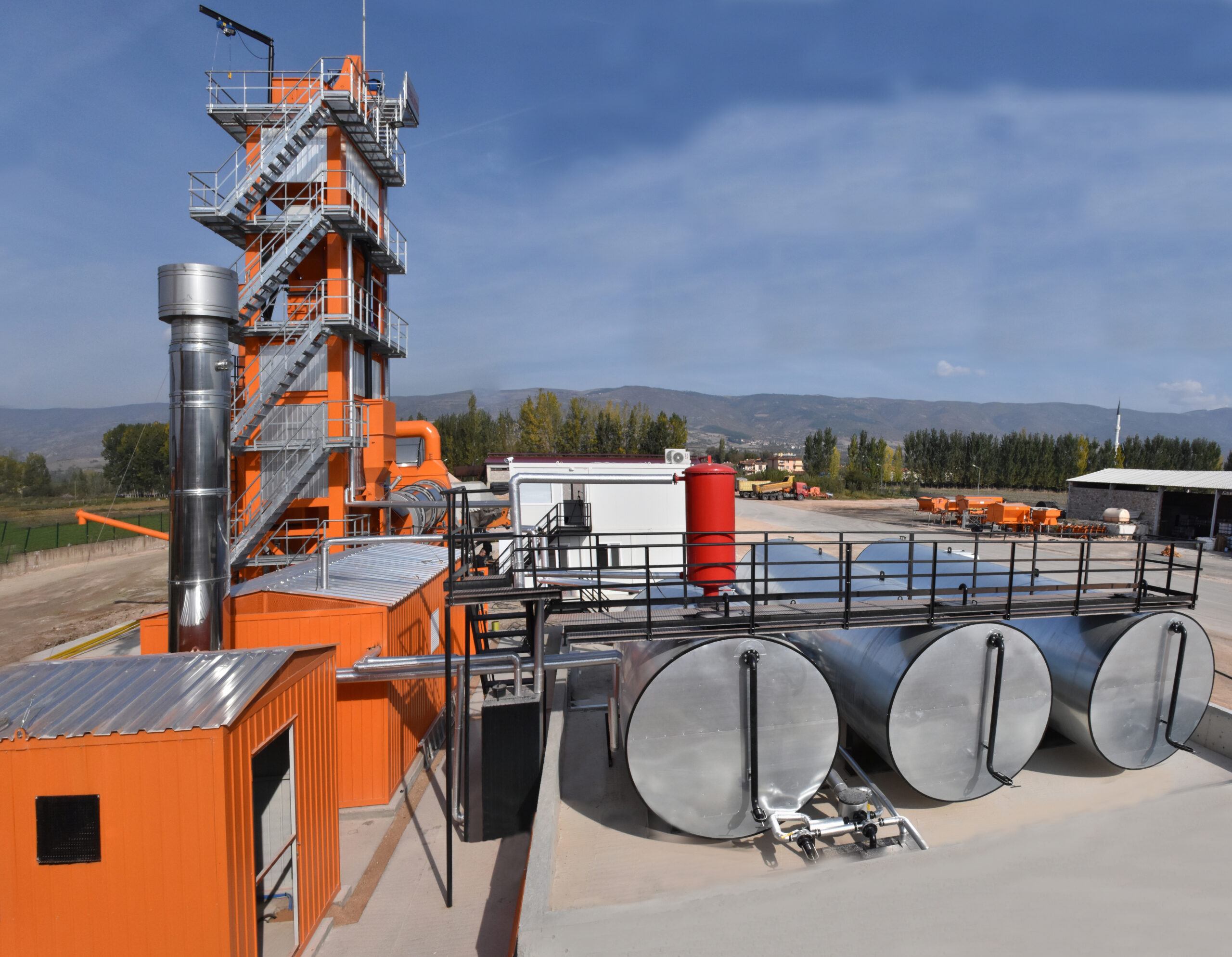 Asphalt Tank | Safe & Efficient Bitumen Heating and Storage