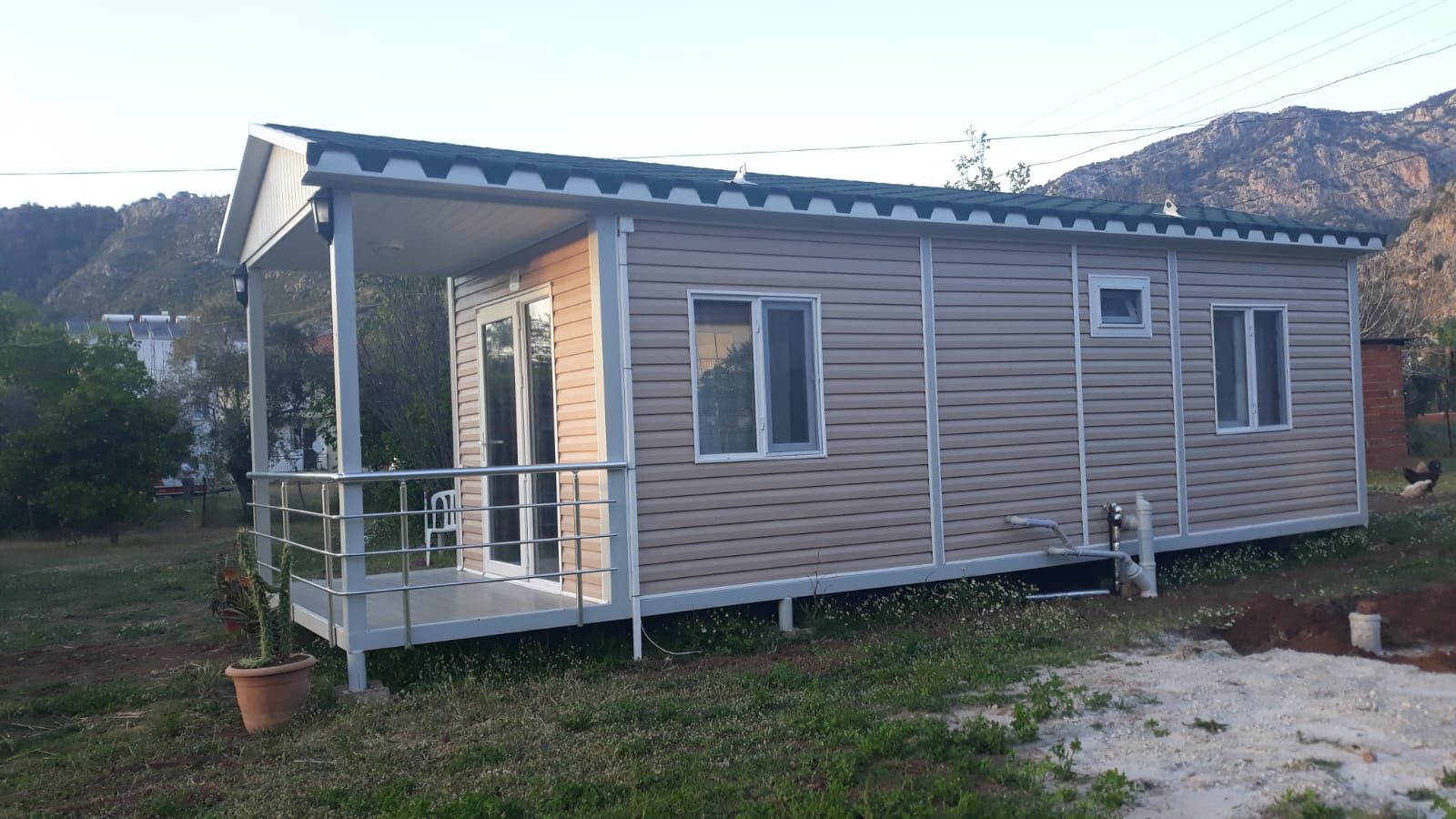 Prefab Containers – Portable & Versatile Units
