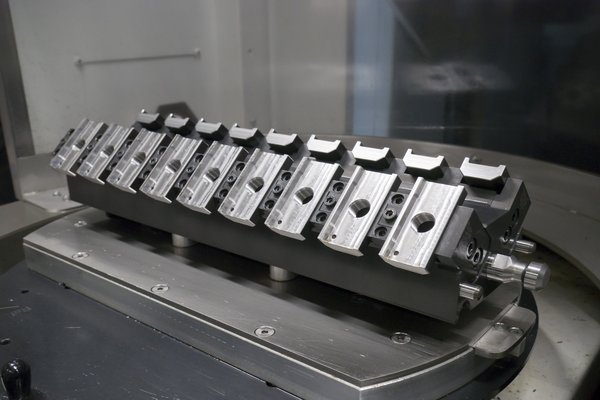 SwissModular | Triag International Modular Clamping Systems | powerCLAMP – triCENTRO – microCLAMP & More